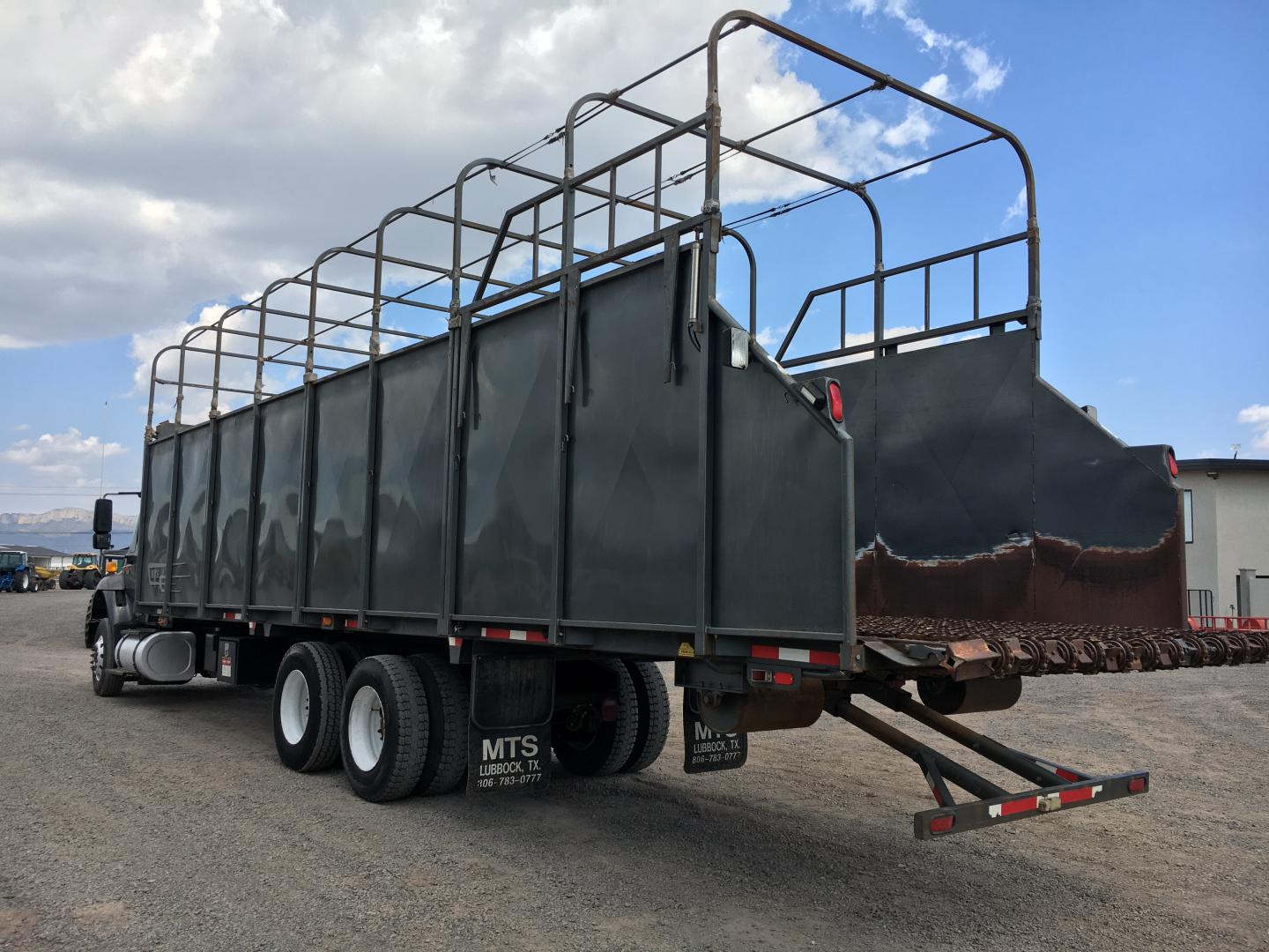 ./imagenes/INVOICE/2019/16983/CAMION INTERNATIONAL 7600 CON TRANSPORTADOR DE ALGODON  (89).JPG